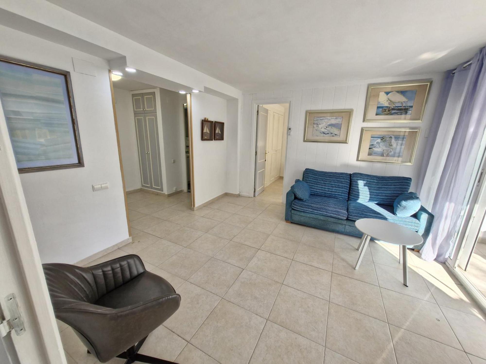 Centro ,piscina Wifi Gisamar Apartment